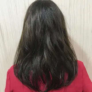 セミロング カラー 艶髪/ moeのヘアスタイル