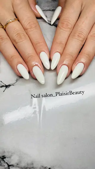ネイル Nallsalon Plaisirbeauty所属・Plaisir beautyのネイルデザイン