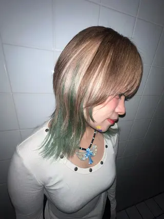 ミディアム 💥ウルフカット デザインあんな💥のヘアスタイル