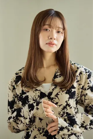 ロング 暖色カラー🔥 栗俣嵐のヘアスタイル
