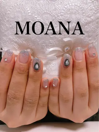 ミディアム 石谷 詩織のネイルデザイン