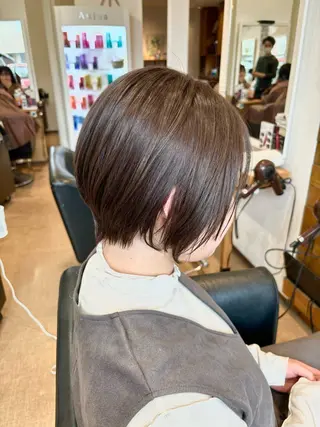 ショート カラー 秋山知穂🧸縮毛矯正 ショート新越谷南越谷のヘアスタイル