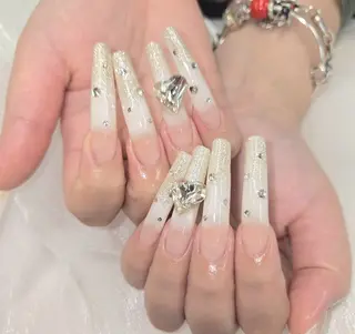 ネイル スカルプ指名No.1 河野　雑誌掲載サロンのネイルデザイン