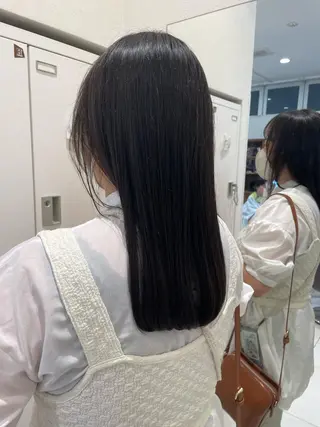 ロング 透明感カラー🌿 藤沢Lina ななよのヘアスタイル