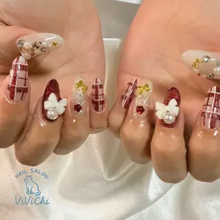 ネイル ViViChi 梨帆のネイルデザイン