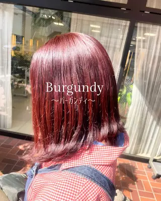 ミディアム カラー ハイトーン/レイヤー 似合わせ・ユキノのヘアスタイル