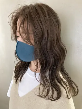セミロング Larry🌼中下 美香のヘアスタイル