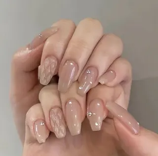 ネイル Rina 東口ネイルサロンもちのネイルデザイン