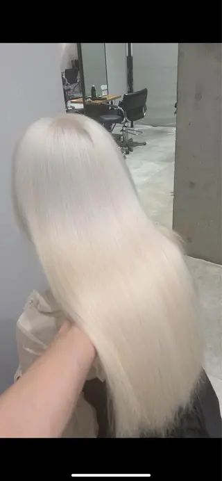 ロング カラー れい🫧 ハイトーン特化のヘアスタイル
