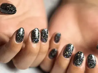 ネイル 新山 聖のネイルデザイン