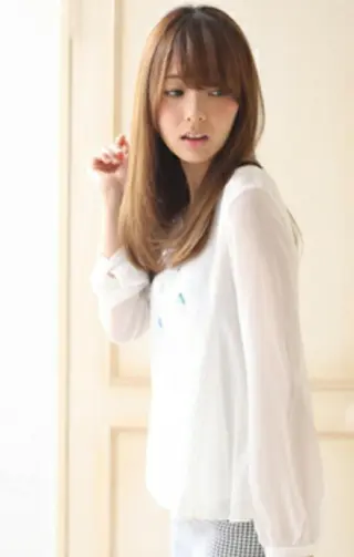 ロング 🇰🇷韓国風艶髪✨ 髪質改善 倉岡しおんのヘアスタイル