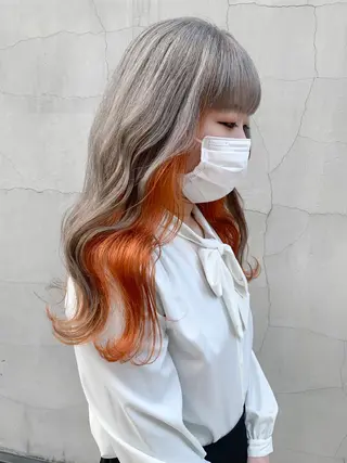 ロング カラー ヘアアレンジ yuka .のヘアスタイル