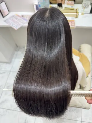 セミロング ✨髪質改善美髪×🩵 艶透明感カラータイガのヘアスタイル