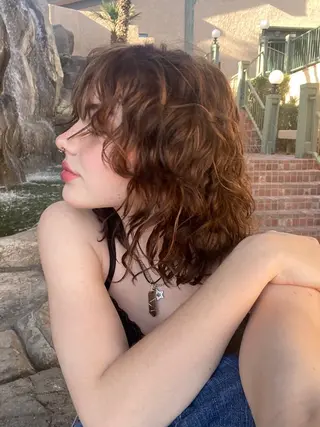 ミディアム minami🪷 暖色カラーのヘアスタイル