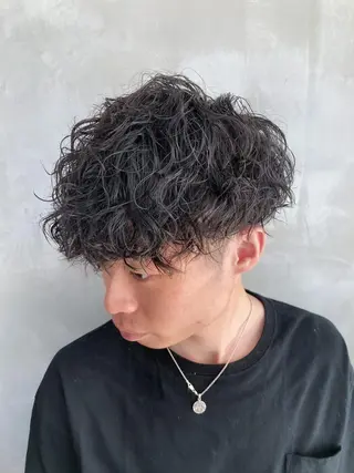 ショート パーマ メンズ 波巻きスパイラルパー マ/シャドウパーマ駿のヘアスタイル