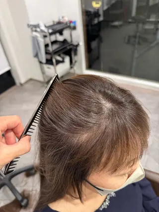 セミロング カラー 年齢悩みを全て解消/ 白髪と癖毛　松本雄光のヘアスタイル