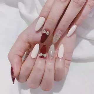 ネイル AKIKO ネイルサロンのネイルデザイン