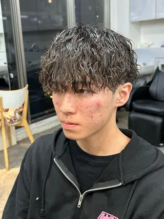 パーマ メンズ fifth/原宿/ カットモデル/カズのヘアスタイル