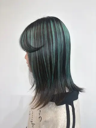 カラー LOA Riaのヘアスタイル