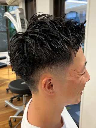 ショート メンズ メンズカット✂️ スキンフェード伊藤陸のヘアスタイル