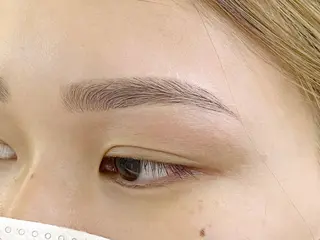 アイブロウ 加藤 葵のマツエク・マツパデザイン