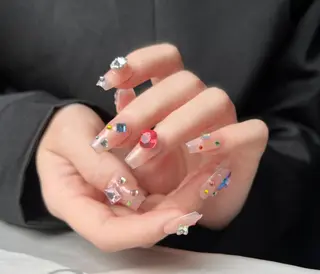 ネイル KARI ネイルサロンのネイルデザイン