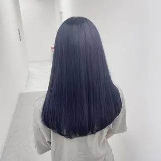 セミロング 🤍ハイトーン寒色 🤍MADOKAのヘアスタイル