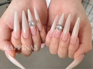 ネイル HAPPINAS ENAのネイルデザイン