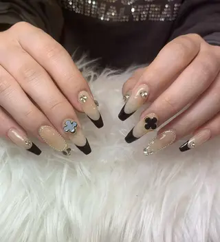 ネイル ヒユ ヒヨリのネイルデザイン