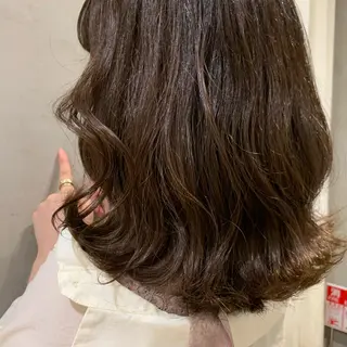 ミディアム カラー 高井瑠華🌼 ストカールカット特化のヘアスタイル