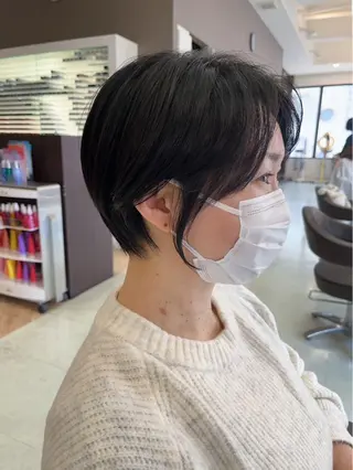 ショート カラー 新井優馬｜縮毛矯正/ 地毛風ストレートのヘアスタイル