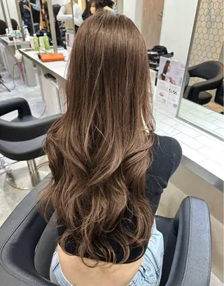 ロング カラー ミディアムレイヤー 添田晃基のヘアスタイル