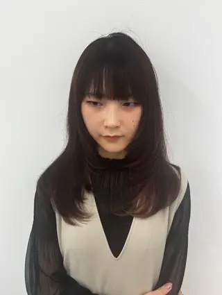 セミロング qualiaクオリア クラモチ　タクミのヘアスタイル