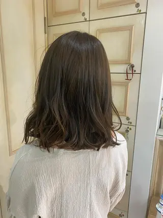 ミディアム カラー ヘアアレンジ 透明感カラー 古山 結季🌙🖤のヘアスタイル