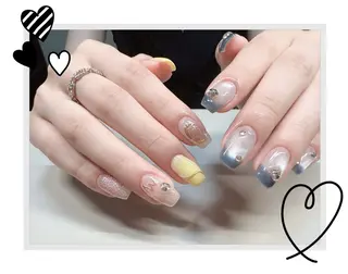 ミディアム FLORA NAIL SALONのネイルデザイン