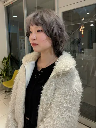 ミディアム カラー 浅野 匠のヘアスタイル