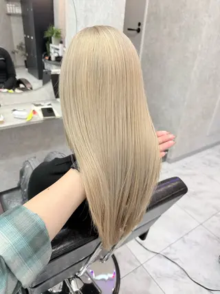 ロング カラー 🌺ハイトーン🌺 矢葺 なぎさ🌺🌺のヘアスタイル
