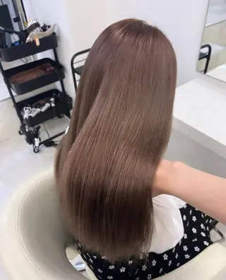 ロング カラー momo /レイヤー/暖色のヘアスタイル