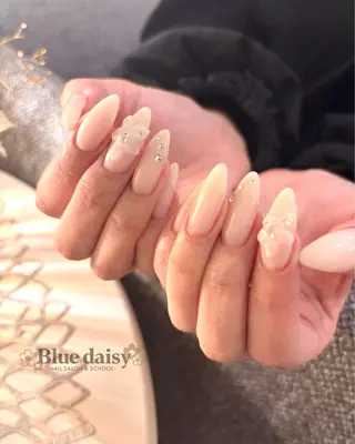 ネイル Blue daisy 栄本店のネイルデザイン