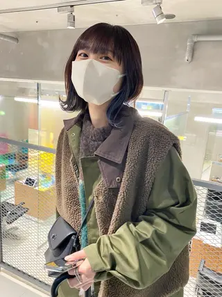 ミディアム カラー ヘアアレンジ レイヤー🌟艶カラー 🕊まやのヘアスタイル