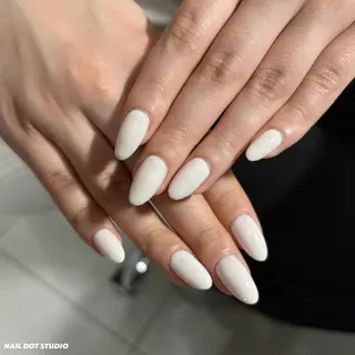 セミロング NAIL DOT STUDIOsaraのネイルデザイン