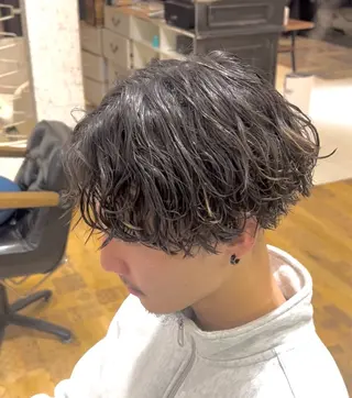ミディアム パーマ 澤口 直磨のヘアスタイル