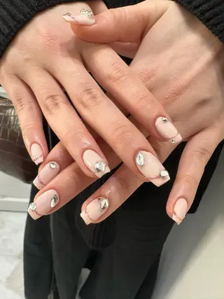 ネイル 個性派ネイル 🌼 ハルカ ♡の眉毛・アイブロウイメージ