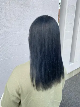 セミロング カラー 中川 茜里のヘアスタイル