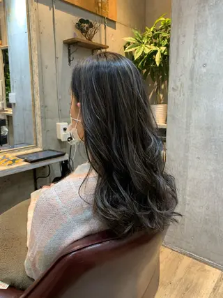 ロング カラー 安達 俊亮のヘアスタイル