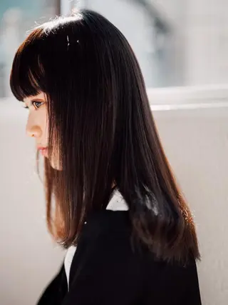 ロング カラー 【デザイナー】田中 美生のヘアスタイル