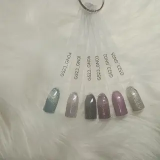 カラー Reivl  Nails のネイルデザイン