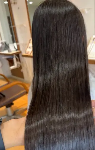 艶髪クリエイター🪽 秋田 聖也のヘアスタイル