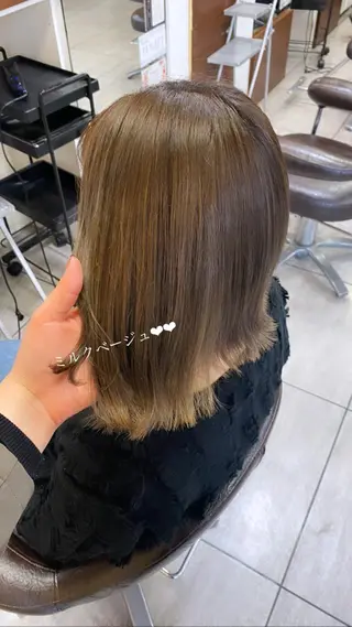 ショート カラー ヘアアレンジ 川上 麻梨阿のヘアスタイル