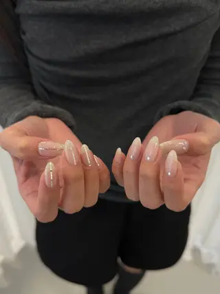 ネイル LETTER_& MINAのネイルデザイン